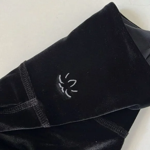 Beyond Yoga Velvet Highwaisted Leggings Large
